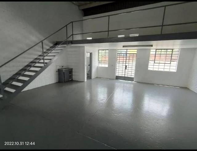 INDUSTRIAL PROPERTY TO RENT IN HALFWAY HOUSE